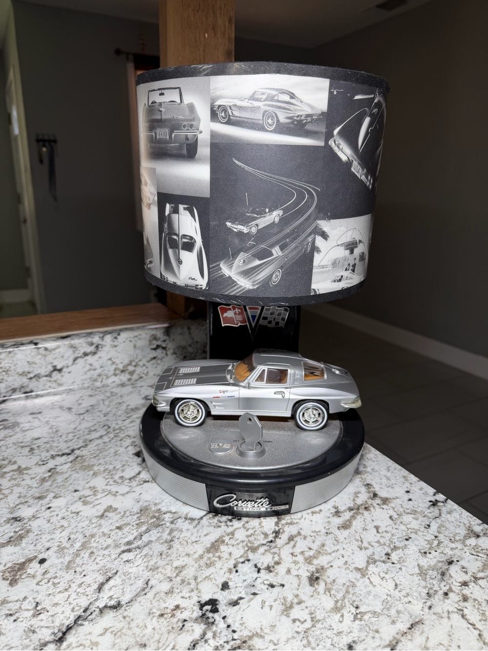 1963 Corvette Stingray Desk Table Lamp Works  w  Key Ignition Start up Car Sound